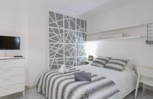 Doctor Barraquer-Grupo Renfe-Policlinico Apartment | Estudio en La Macarena