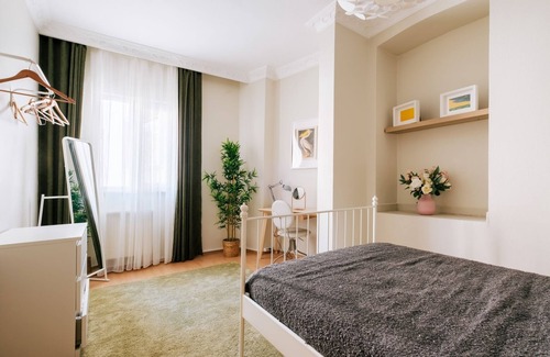 Galata Apartment | Flat w Balcony, Near Istiklal Avenue in Taksim