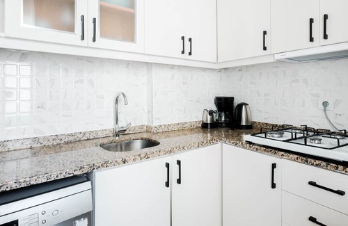 Galata Apartment | Flat w Balcony, Near Taksim Square in Istiklal