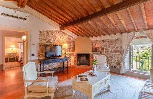 Pieve a Nievole Bed & Breakfast | florence luxury residence