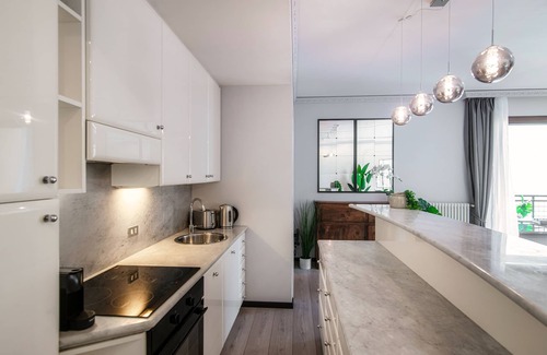 Blevio Apartment | Florissa