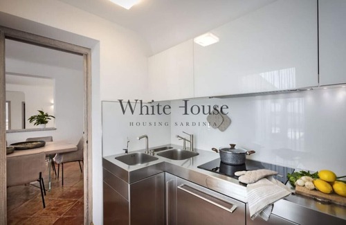 Golfo di Marinella Villa | Gorgeous Villa by the sea with private pool and 4 rooms