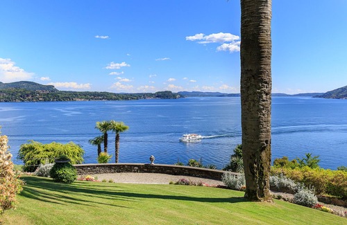 Verbania Villa | Gracious villa with pool and panoramic views! - Villino San Remigio 4 BEDROOMS
