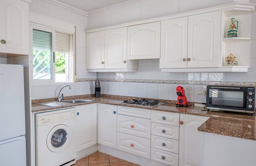 Vinaros House | Holiday Home 'Marblau 4' close to the Beach with Pool & Wi-Fi