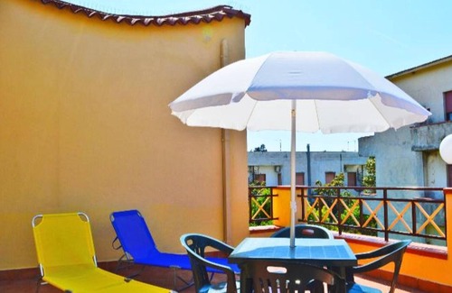 Laura Apartment | Homerez - Beautiful apartment near the beach and garden