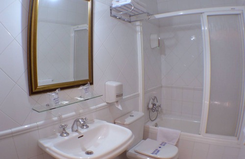 Cuenca Hostel | Hostal Canovas