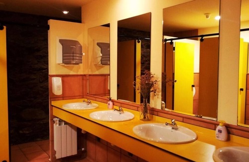 La Molina Hostel | Hostal Xalet Refugi Pere Carné - Hostel