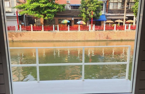 Ban Phan Thom Hostel | Hostel ∙ 8 guests