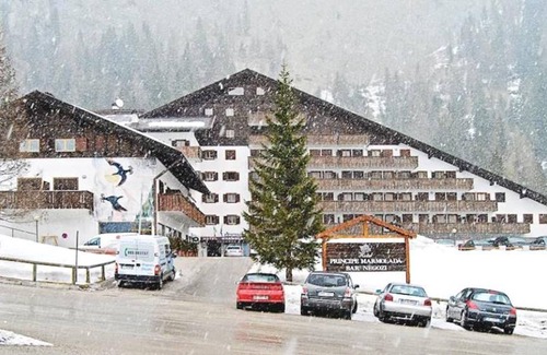Malga Ciapela Hotel | Hotel ∙ 3 guests