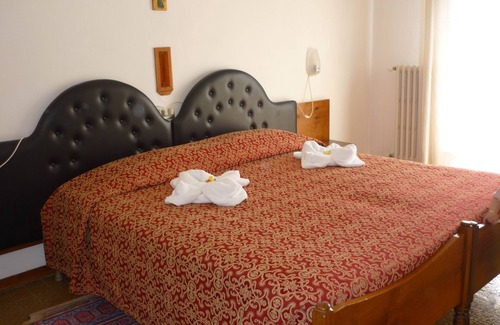 Bagni di Tabiano Hotel | Hotel Farnese