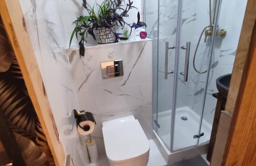 Les Roquetes Hostel | House with 9 private rooms
