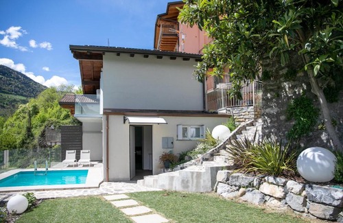 Fonteno Apartment | IseoLakeRental - Il Villino Delle Rose
