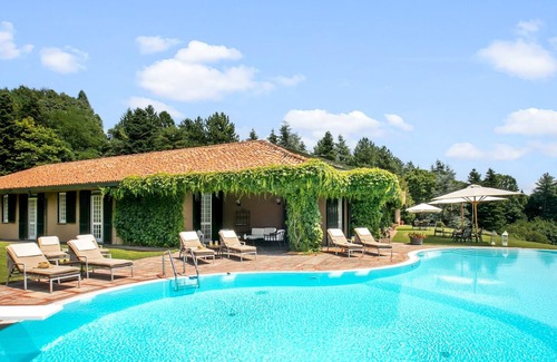 Carella Villa | Tenuta di Eupilio 18, Emma Villas