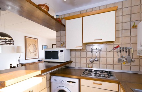 Almadraba-Canyelles Apartment | JOAN MARGARIT 3-A - Apartment in Puig Rom (Roses) with communal pool and beautiful sea views.