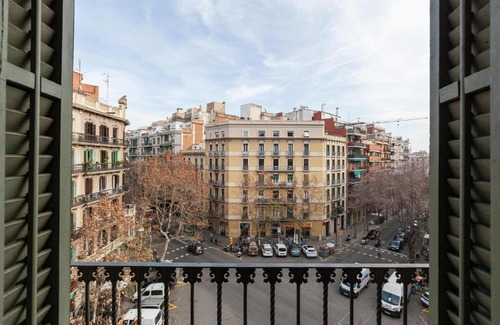 Dreta de l'Eixample Apartment | Key Bcn Apartment Pcl1a 10p 6h
