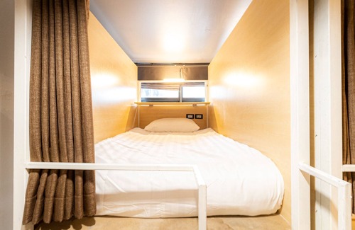 Talat Yot Hostel | Khaosan Social Capsule Bangkok - Adult Only - Hostel