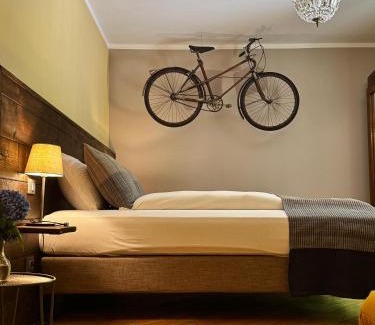 Pettinengo Hostel | L'Elefante Fritz Boutique Lodge - Villa Piazzo