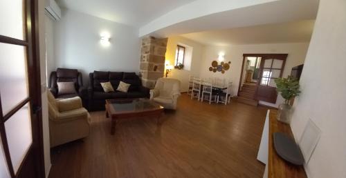 El Altico House | La Casa del Abuelo Curro