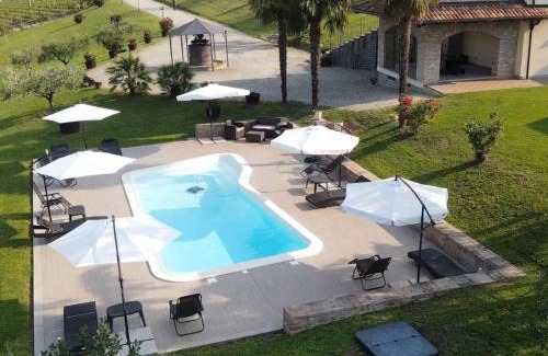 Calosso Apartment | LA CASA IN CAMPAGNA