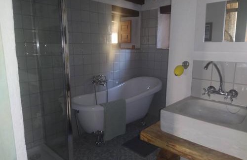 L'Esquirol House | La caseta de El Llancís