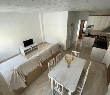 Sant Jaume d'Enveja House | La Caseta del Iaios