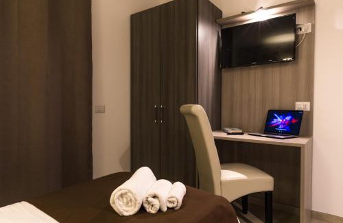 Olbia House | La Piazzetta Guest House