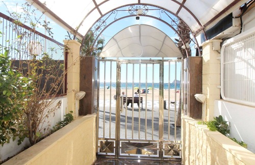 Altea la Vella Apartment | Lovely apartment for 3 people with pool, A/C and TV