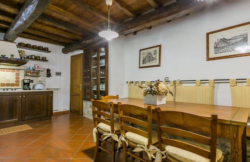 Montieri Apartment | Lovely apartment for 5 people with WIFI, TV, terrace and pets allowed