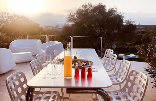 Puntaldia House | Lovely apartment in villa for 8 guests with A/C, pool, TV and terrace