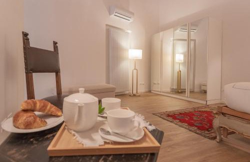 San Fermo della Battaglia Apartment | Luxury Apartments in Villa Cardinal Ciceri by Rent All Como