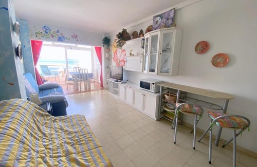 Almadraba-Canyelles Apartment | Meda chica 3j