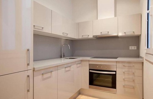Eixample Apartment | Modern Quiet Flat With A Large Balcony