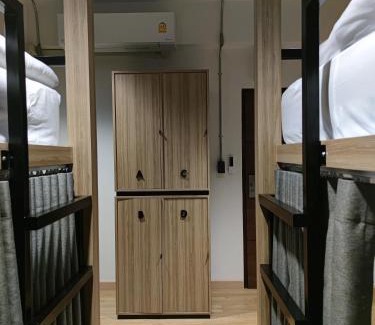 Chakkrawat Hostel | N5 Ratchawong Hostel