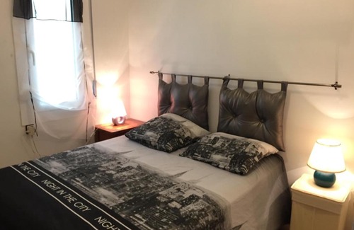 Roses Town Center Apartment | Norfeu 3h