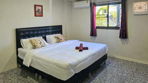 Thung Samo Hotel | Norn nee Na Hostel นอน นี่ นะ โฮสเทล