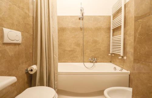 Tor di Quinto Apartment | Olimpico Chic Home - Free Parking, Balcony, AC, Wi-Fi