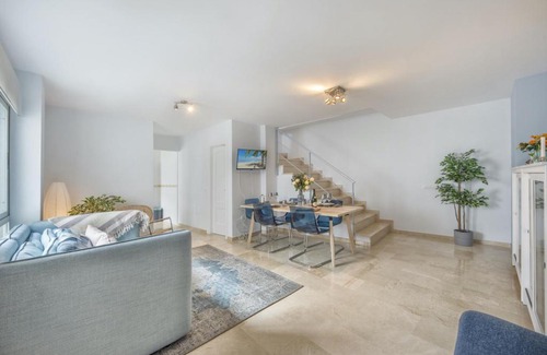 La Goleta Apartment | Ollerias Rooftop