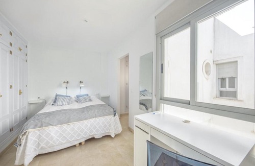 La Goleta Apartment | Ollerias Rooftop
