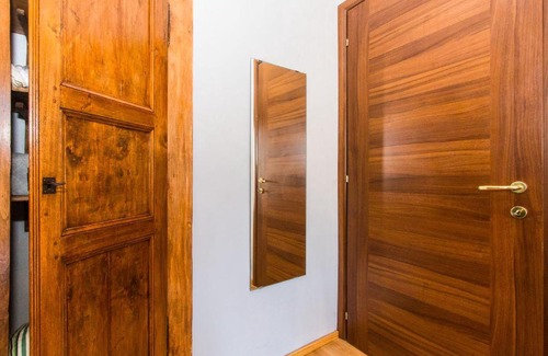 San Salvario Apartment | Parco del Valentino Cozy Flat with balcony
