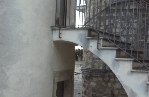 Pennapiedimonte Apartment | Pennapiedimonte holiday home
