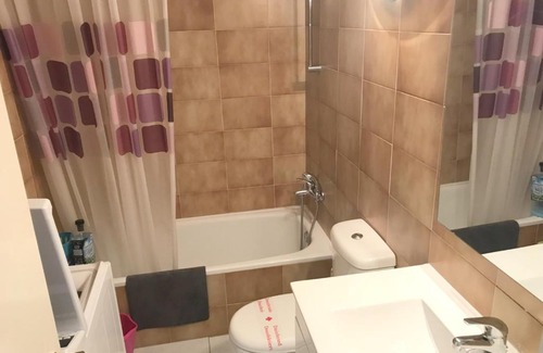 Roses Town Center Apartment | Pi sunyer 2 1