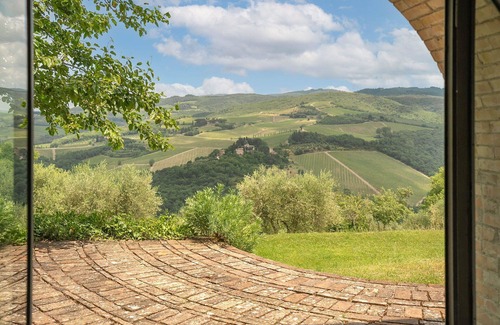Radda in Chianti Villa | Private Villa with WIFI, hot tub, private pool, TV, patio, panoramic view, close to Greve In Chianti