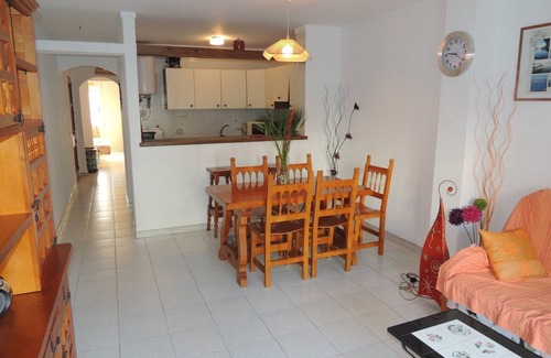 Roses Town Center Apartment | PROA 1 4 Roses