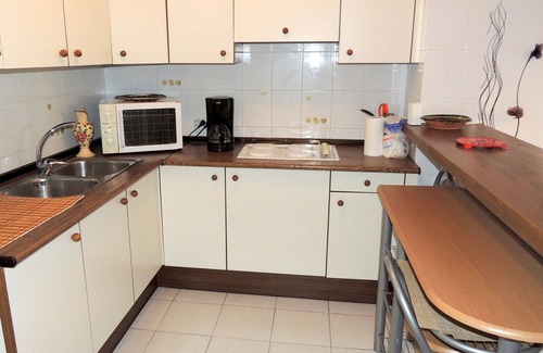 Roses Town Center Apartment | PROA 1 4 Roses