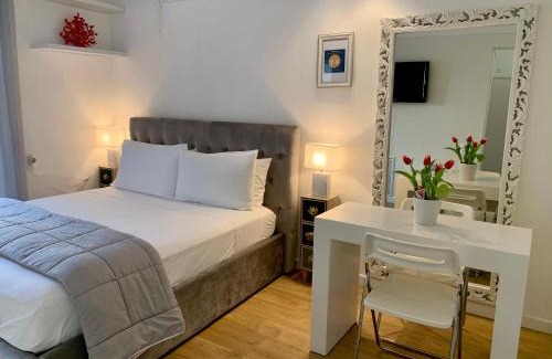 Gardone Riviera Apartment | Residence Villa Alba