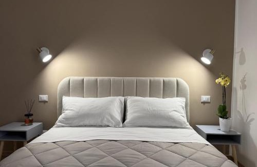 Fondi House | Riviera Smart Rooms