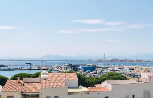 Roses Town Center Apartment | ROC MAR 7 2A - Apartamento cerca del centro y de la playa - terraza con vistas al mar y al puerto