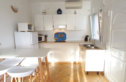 Almadraba-Canyelles Apartment | Roses: Loft with private terrace and garden, magnificent sea view