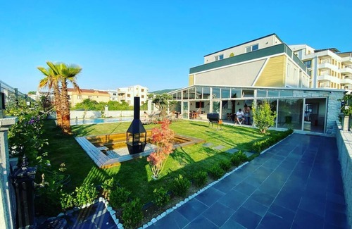 Cinarcik Apartment | Royalova Hotel