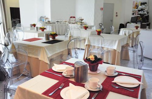 San Giovanni Teatino Hotel | S Hotel